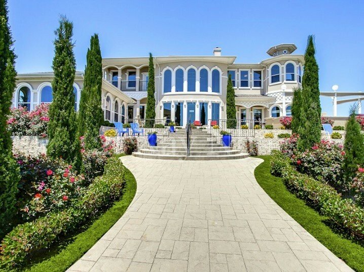 17 Fabulous Mansion Houses That Will Take Your Breath Away
