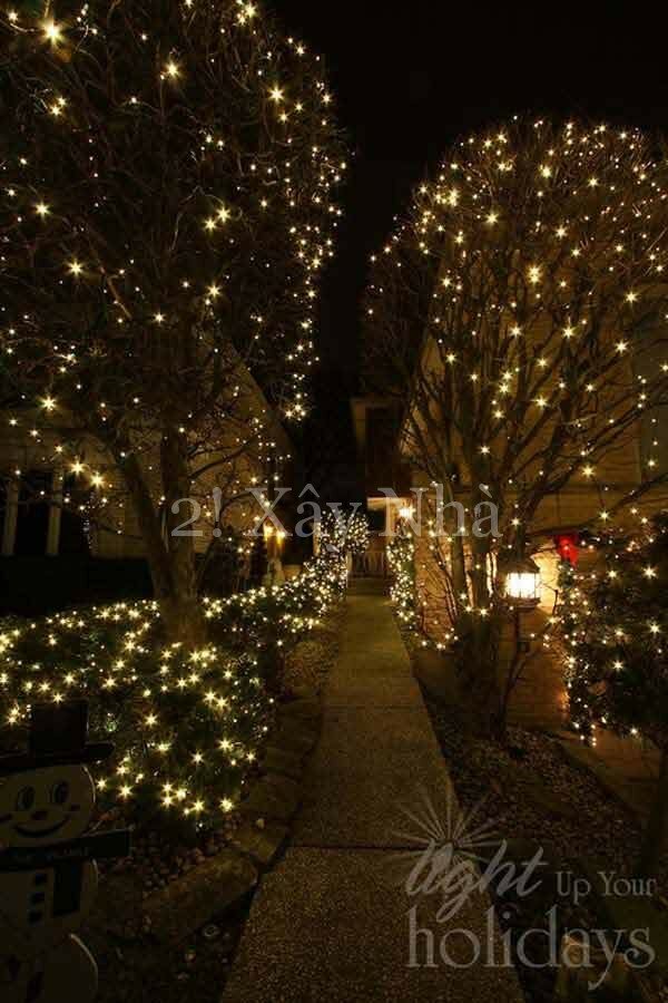 Outdoor-Christmas-Lighting-Decorations-30