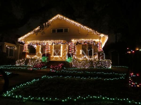 Outdoor-Christmas-Lighting-Decorations-39