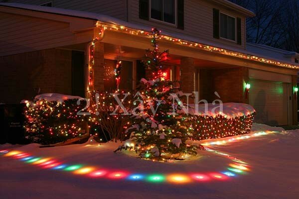 Outdoor-Christmas-Lighting-Decorations-5