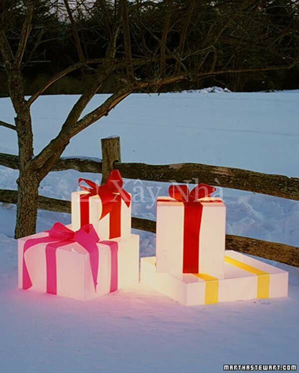 Outdoor-Christmas-Lighting-Decorations-10