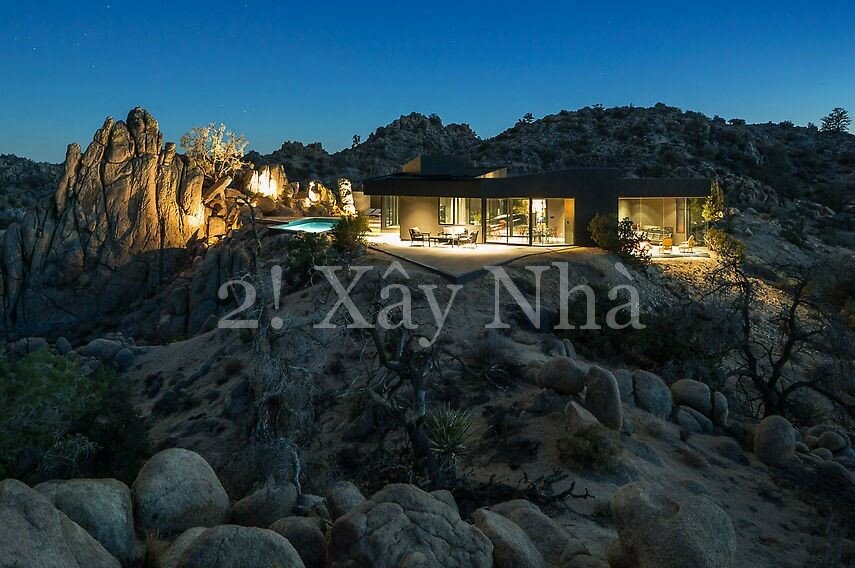Excessively-Modern-House-in-Desert-10